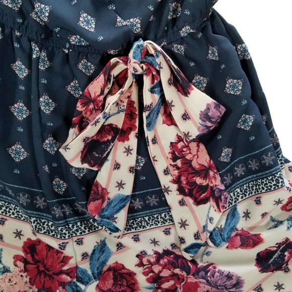 Living Doll Romper Women's M Blue & White Printed Floral Pockets Bell Sleeve Bow - Picture 4 of 12